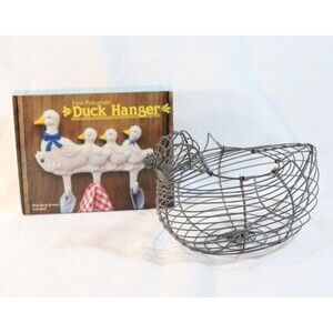 Duck Home Decor Animal Theme Towel Hanger Wire Basket Vintage Kitchen Bathroom
